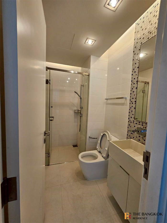 picture The Room Sukhumvit  21  Looking for an owner for this special unit - 3/10