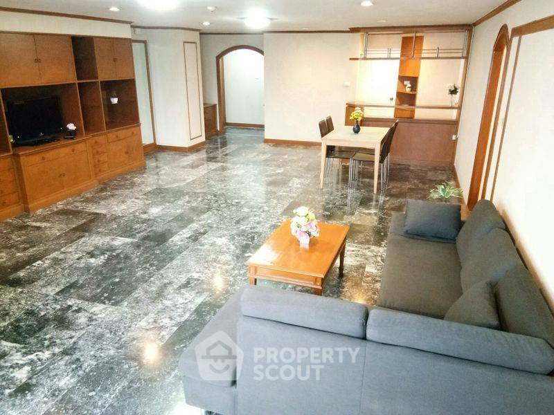 picture 146 Sqm 2-BR High-Floor At The Waterford Park Sukhumvit 53, BTS Thong Lor (ID 512304) - 3/16