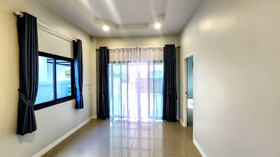 Houses for sale Bang Lamung Chonburi : Modern House for Sale Nong Ket Yai Eastern Pattaya 3Bedroom