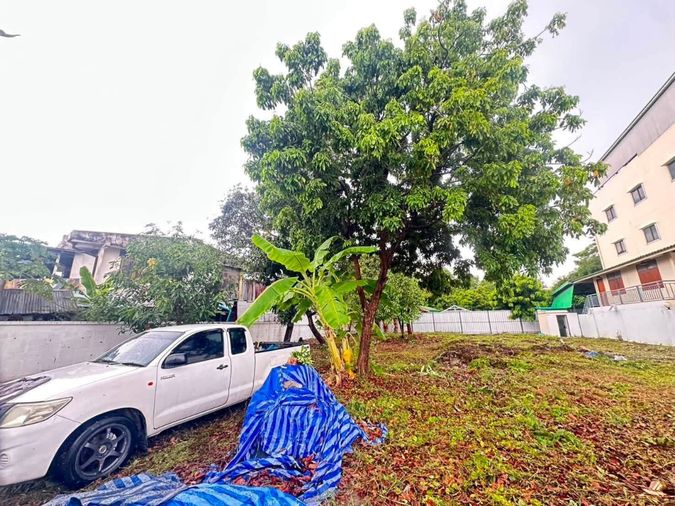 Land for sale, 166 sq wah, Watthana