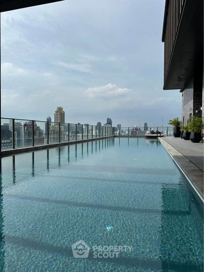 รูป คอนโด 2 ห้องนอน Noble Around Sukhumvit 33 ใกล้ BTS พร้อมพงษ์ (ID 3203370) - รูปที่ 13/15