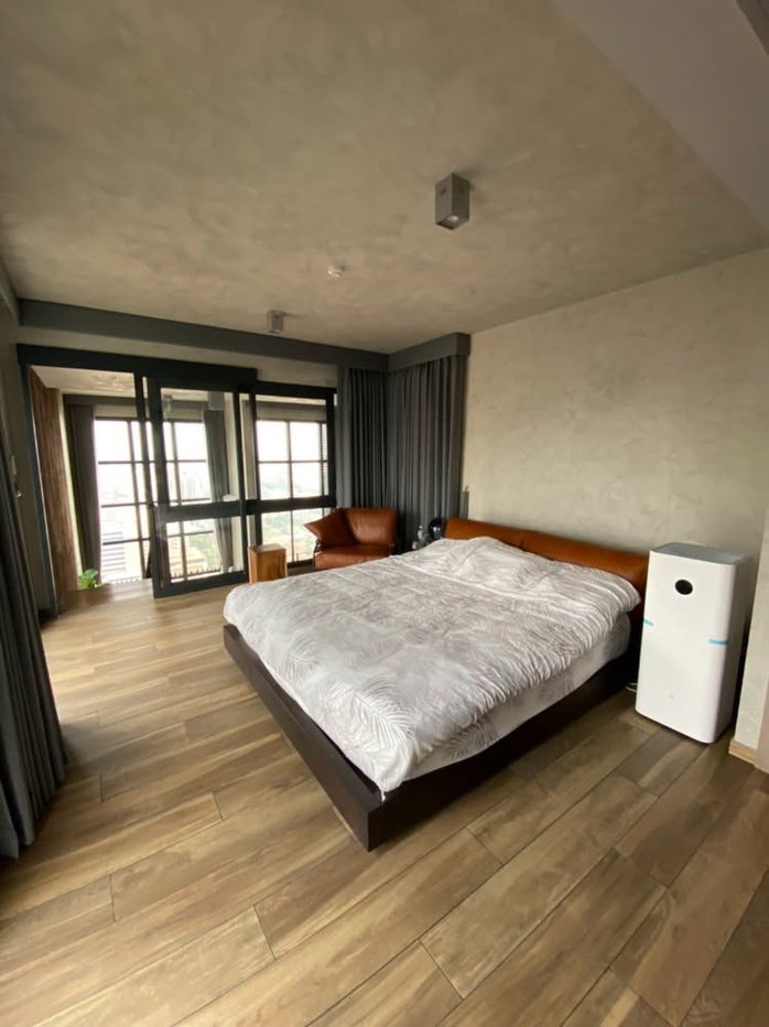รูป ให้เช่าคอนโด The Lofts Asoke __ 3 ห้องนอน__พร้อมเข้าอยู่ กันยายน 69 - รูปที่ 8/9