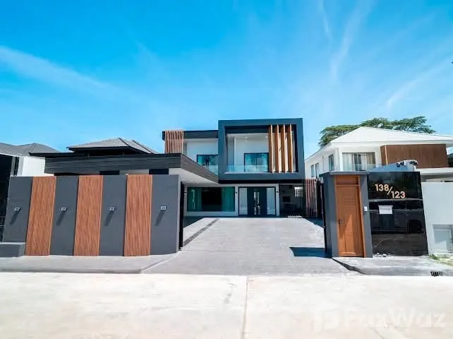 รูป วิลล่าให้เช่า 5 ห้องนอน ใน เมืองพัทยา, ชลบุรี 6682878 - รูปที่ 42/49
