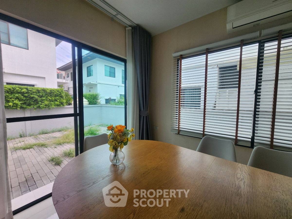 รูป บ้านเช่า 4 ห้องนอน ขนาด 230 ตร.ม. Mantana Onnut - Wongwaen 4 ย่านประเวศ (ID 3189928) - รูปที่ 9/16