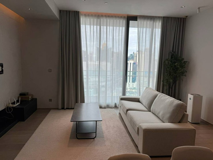 picture Q1 sukhumvit for rent close to bts - 4/14