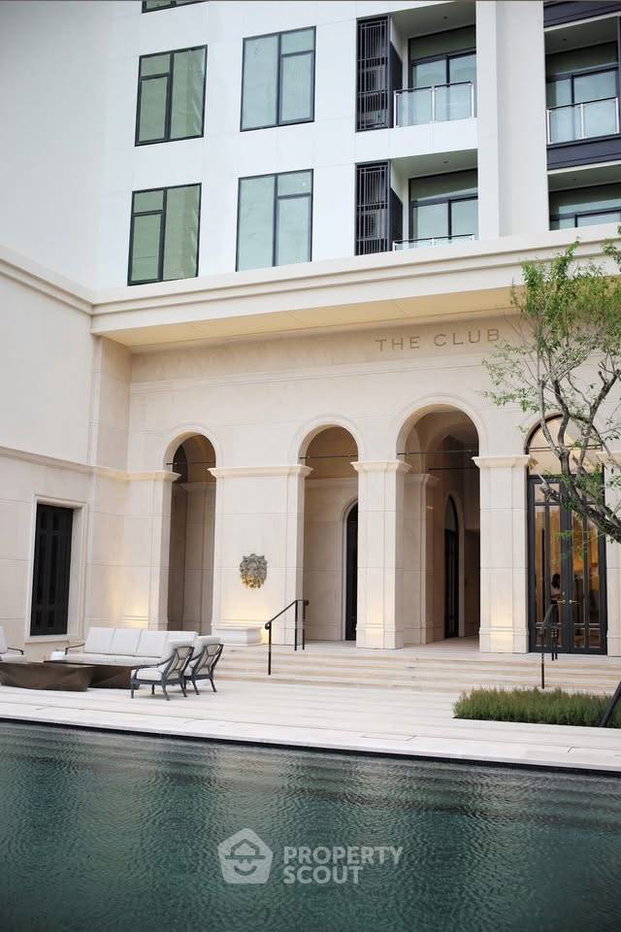 picture 100m To BTS Phrom Phong | 2-BR High-Floor Condo At The Diplomat 39 (ID 3204349) - 7/15