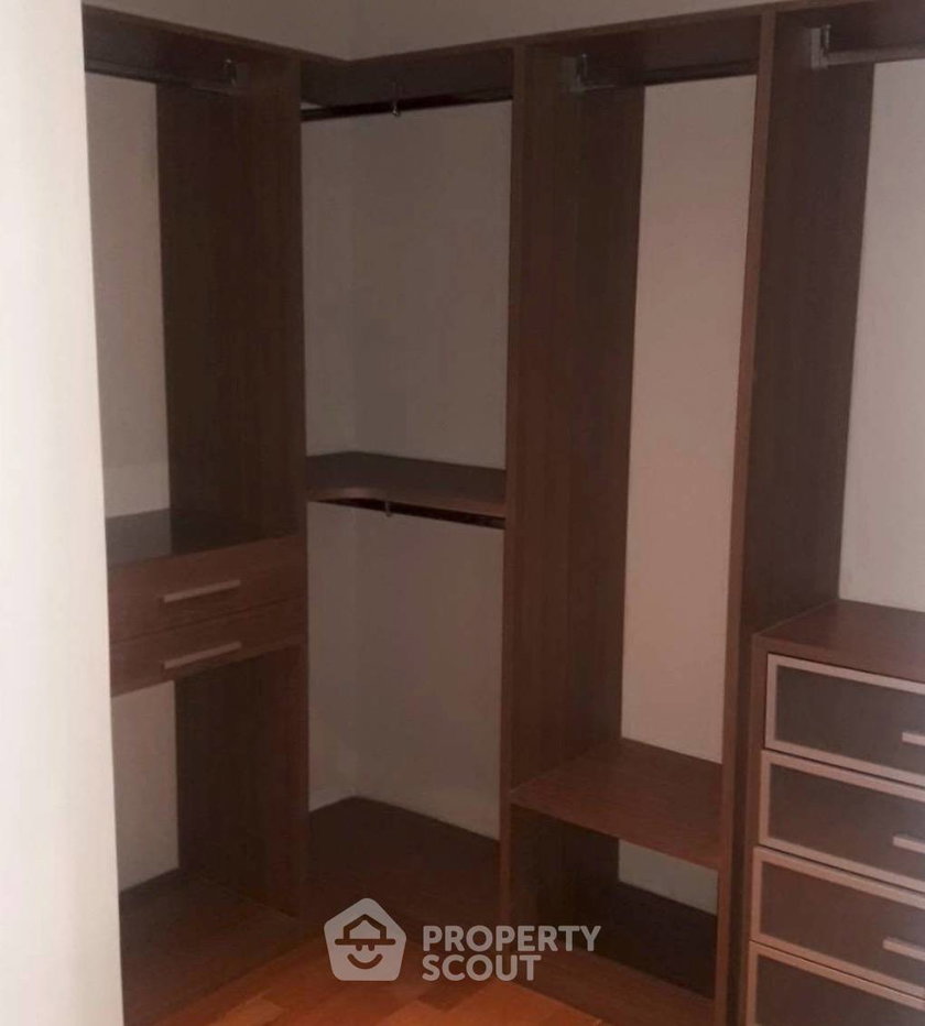 picture 27th-Floor 2-BR The Emporio Place Near BTS Phrom Phong (ID 3201429) - 6/11