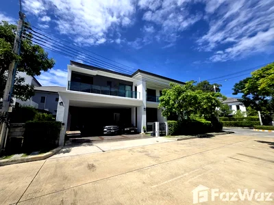 Houses for sale Saphan Sung : 5 Bedrooms for SALE at The City Rama 9 - Ramkamhang 6683094