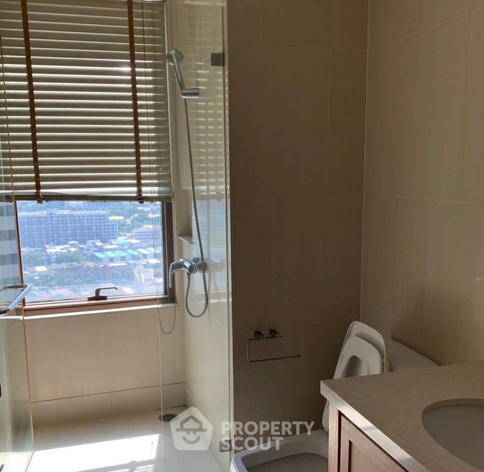 picture 27th-Floor 2-BR The Emporio Place Near BTS Phrom Phong (ID 3201429) - 10/11