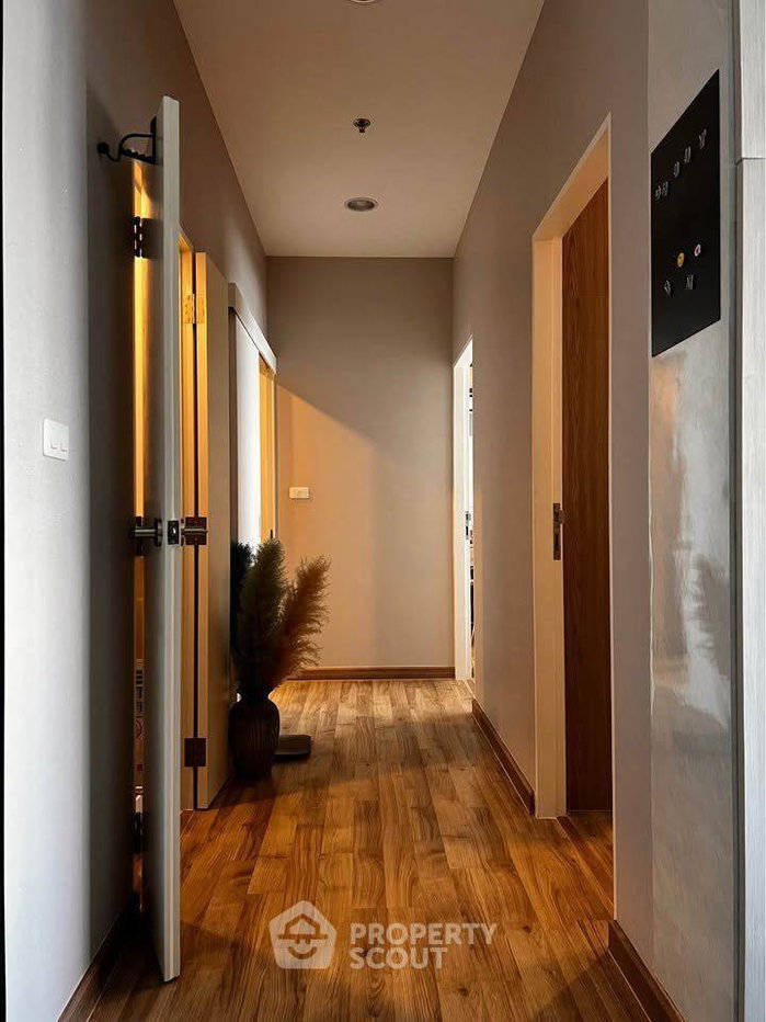 picture High-Floor 2-BR Condo At Niche Mono Charoen Nakorn (ID 3193658) - 10/17