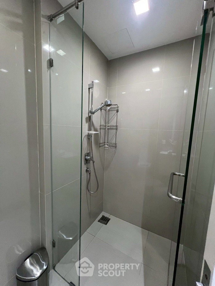 picture 22nd-Floor 2-BR 78 Sqm Condo At Star View, Phra Ram 3 (ID 381660) - 17/20