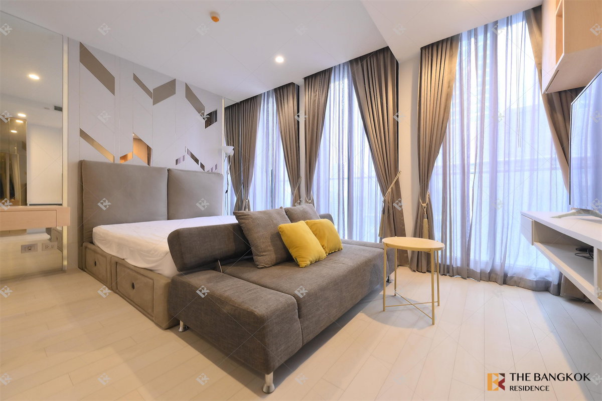 picture Noble Ploenchit near BTS Phloen Chit Popular units sell out fast - 6/10