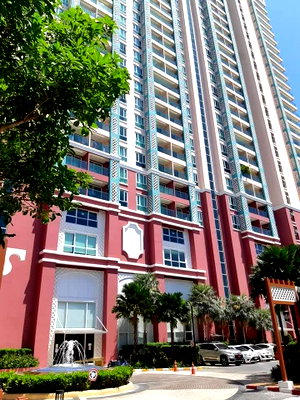 Condos for sale : Grande Caribbean Condo Resort Pattaya For sale  