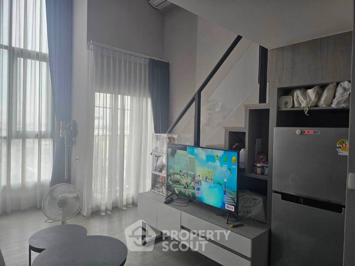 picture 1-BR Condo At Origin Plug & Play Ramkhamhaeng Triple Station (ID 3204430) - 1/10