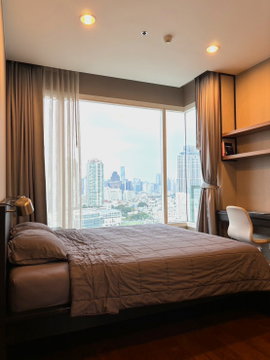 🏷️ P-128629 | Menam Residences : River View! Near BTS Saphan Taksin 30K THB | Line ID: @easycondoplus | 099-229-6397