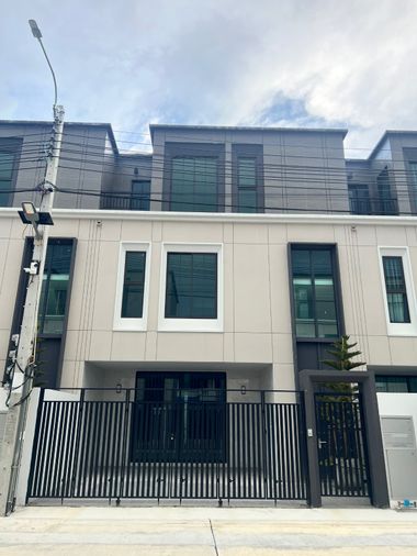 ให้เช่าโฮมออฟฟิศ 3 ห้องนอน 25 ตร.ว. กราวิเทีย พระราม2 - ท่าข้าม