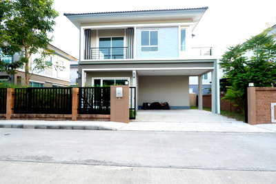 เช่าบ้านเดี่ยว วิทยาลัยเทคนิคปทุมธานี : ให้เช่าบ้านเดี่ยว2ชั้น ใกล้มหาลัยกรุงเทพ เดอะ แพลนท์ พหลโยธิน รังสิต ซอยคลองหลวง 17
