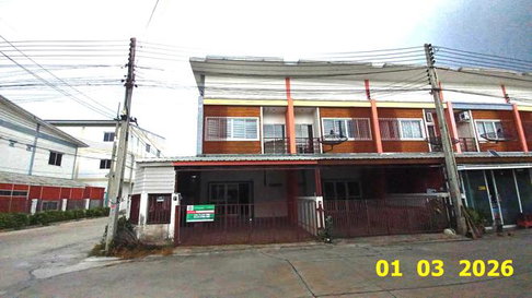 TOWN HOUSE 27.9 Sq.w. Phan Thong Chonburi for 2.5M
