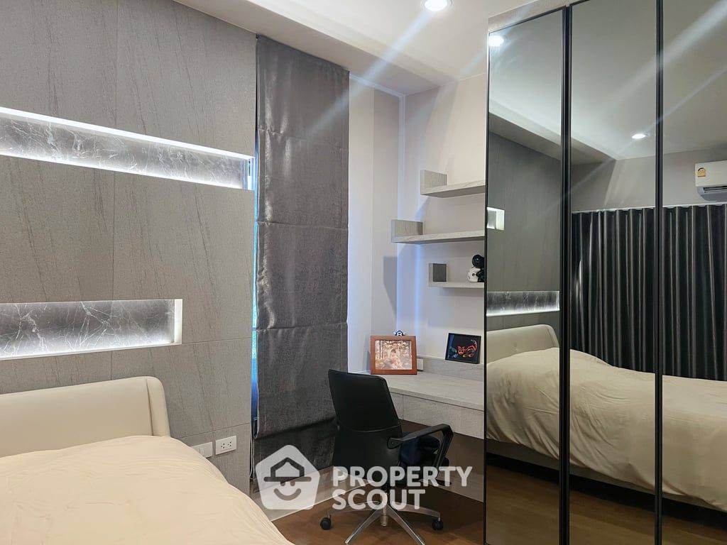 picture Large 4-BR 380 Sqm House At Burasiri Pattanakarn (ID 3014182) - 48/50