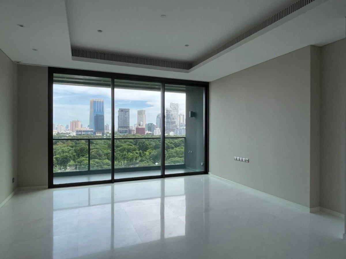 รูป RENTED! LTHC16066 - Condo for Rent Ratchadamri | Sindhorn Tonson | 106 sq.m. | 2 Bed 2 Bath | Near BTS Ratchadamri | 135K | คอนโดหรูให้เช่า ราชดำริ - รูปที่ 2/8