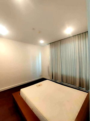 ขายคอนโด : A050255 Manhattan Chidlom