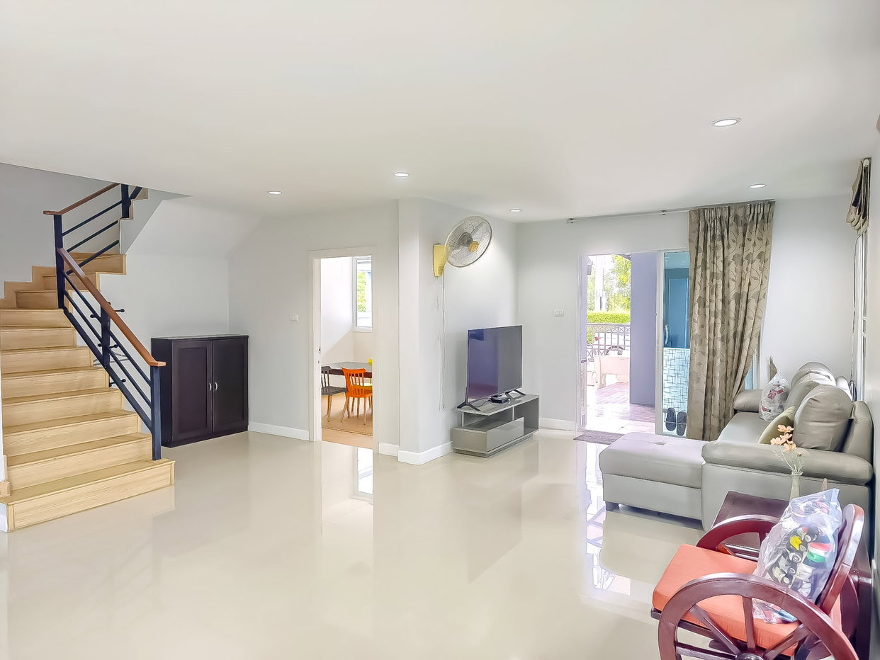 picture Modern 2Storey House for Sale Thung Klom Tan Man 4Bed - 1/13