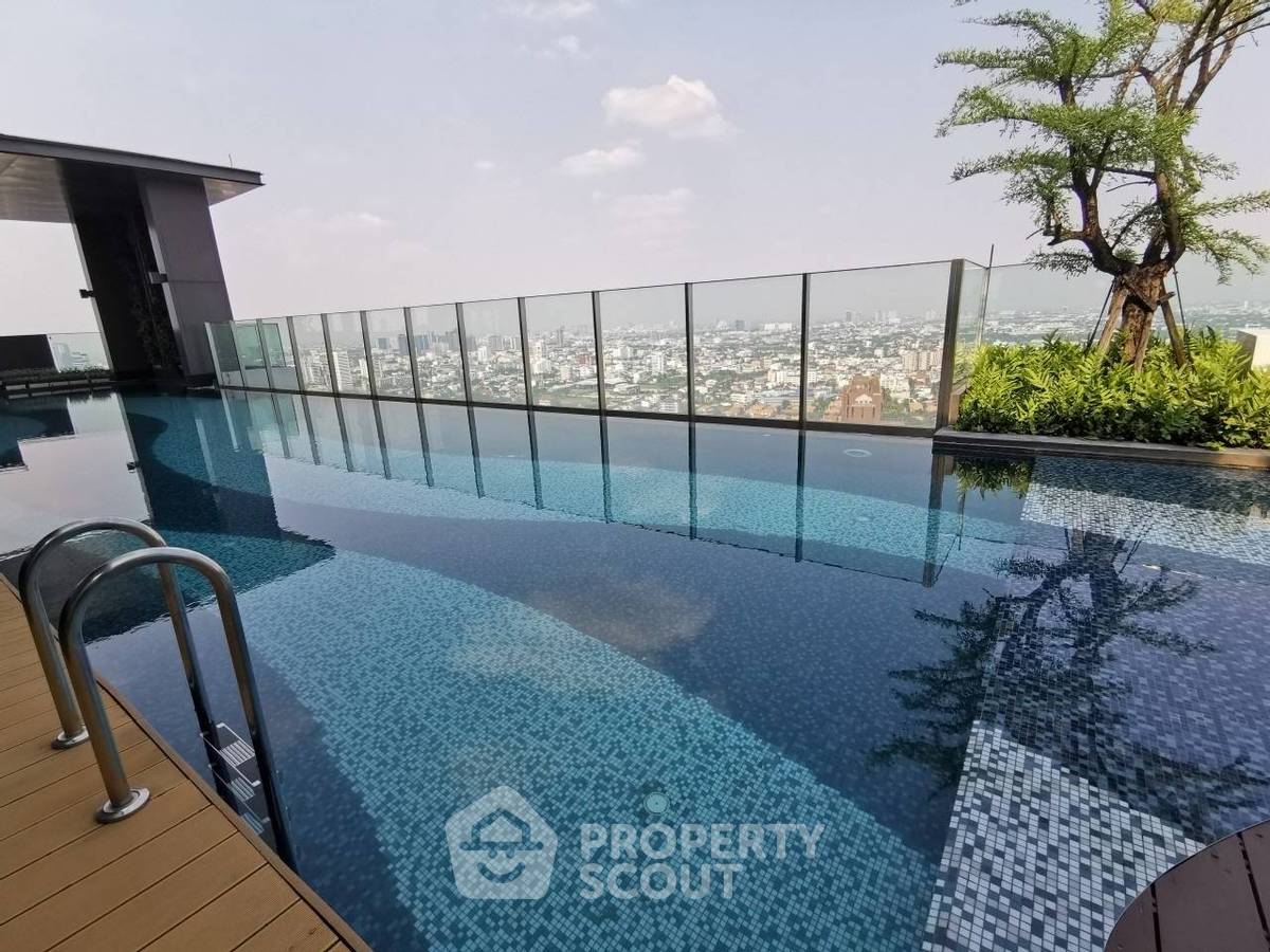 picture 200m To BTS Ekkamai | 1-BR Rhythm Sukhumvit 42 (ID 3204709) - 25/32