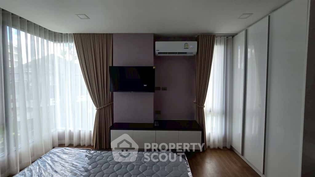picture Pet-Friendly 2-BR Condo At The Star Hill Condo Chiangmai (ID 3206790) - 11/14