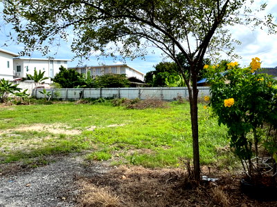 Land for rent Chonburi : Land for Rent 1 Rai  In Sriracha, Chonburi Near Motor No.7,  Sahaphat Industrial Park, Near Leam Chabang Port.