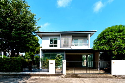 บ้านเดี่ยวให้เช่า : บ้านว่างให้เช่า โครงการสีวลี มีโชค อ.เมืองเชียงใหม่ ใกล้เซ็นทรัลเฟสฯ เฟอร์นิเจอร์ครบ พร้อมเข้าอยู่ (RA1447) T.0946511456