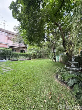 Detached House with 3 Bedrooms and Garden 6684857