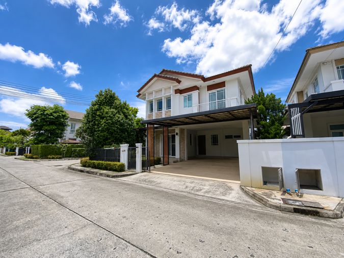 3-bed house for sale, 190 sqm, 62.3 sq wah, Manthana Village Ramintra - Wongwaen