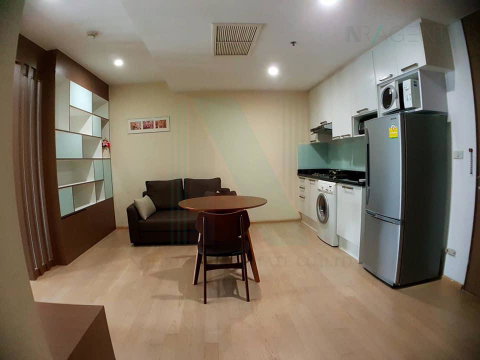 For rent Noble Remix Sukhumvit 36 1 bedroom 22nd floor near BTS Thonglor.