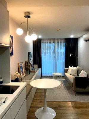 Condos for sale : A070006 SOCIO Reference 61