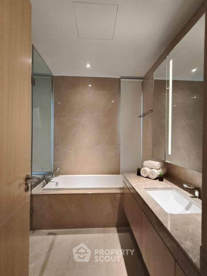 รูป คอนโด 2 ห้องนอน Magnolias Waterfront Residences ใกล้ BTS สะพานตากสิน (ID 3206279) - รูปที่ 21/26