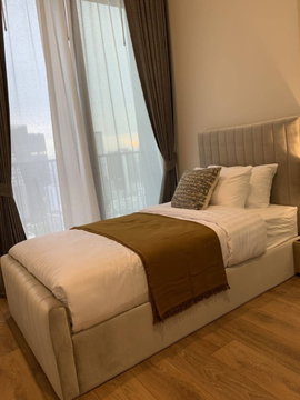 🏙️✨ FOR RENT: Noble BE33 Sukhumvit  📩 Interested in this room? Screenshot or copy the link and send us via Line for more details & room viewing.  
