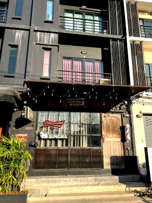 Shophouses for sale Lam Luk Ka : For Sale Commercial Building , Pruksa Village 39 Delight Wongwaen - Watcharapol , Lat Sawai , Lam Luk Ka , Pathum Thani , CX-169357 ✅ Live chat with us ADD LINE @connexproperty ✅