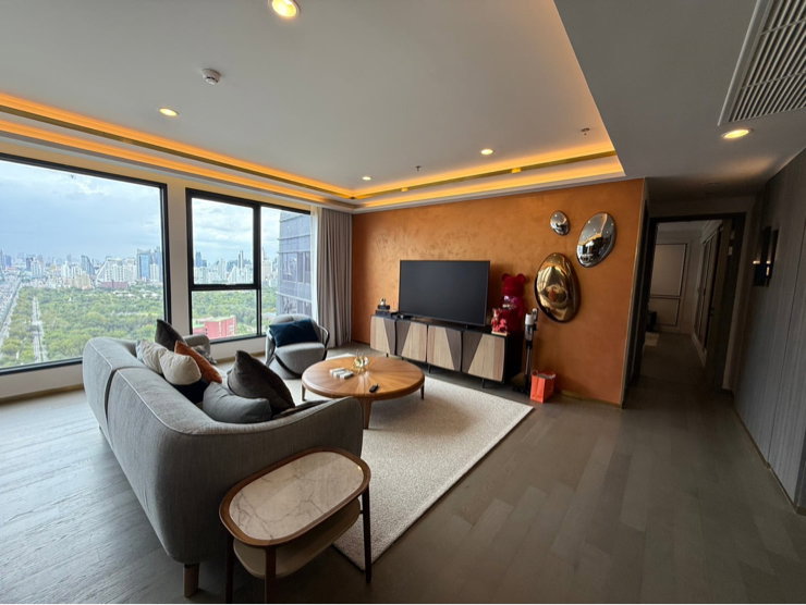picture ✨🏡 COCO PARC Bangkok 📐 252 sq.m. | 3 Bedrooms | 4 Bathrooms + 1 Maid’s Room | 32nd Floor - 1/40