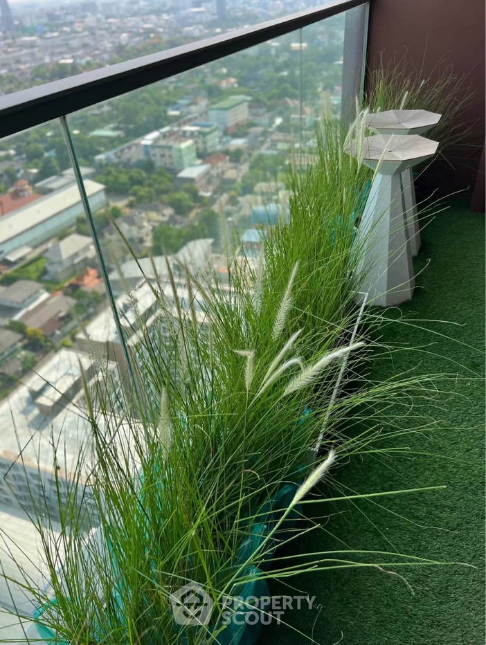 picture 27th-Floor 1-Bedroom At Vantage Ratchavipa Condominium (ID 3206634) - 12/30