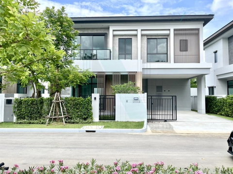 ขายบ้านเดี่ยว โครงการ บางกอก บูเลอวาร์ด บางนา กม.5 2 ชั้น 4 ห้องนอน 4 ห้องน้ำ