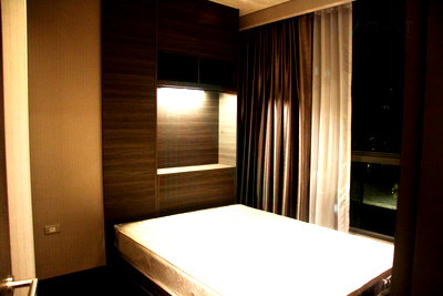 Condos for rent : For Rent Condo THE LUMPINI 24 Building 1, Floor 30,1 bed room, Room size 29.00 sqm