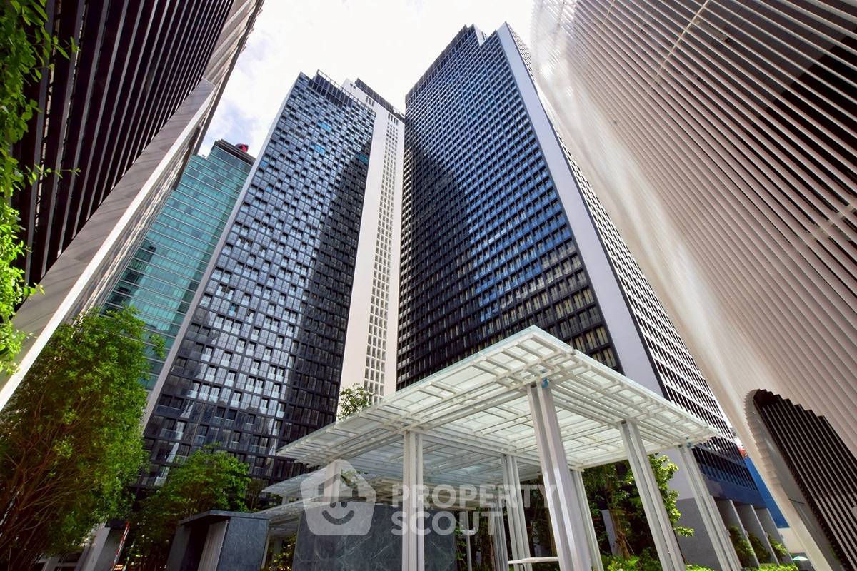 picture 2-BR 95 Sqm, High-Floor At Noble Ploenchit, 100m to BTS Phloen Chit (ID 3072370) - 17/19