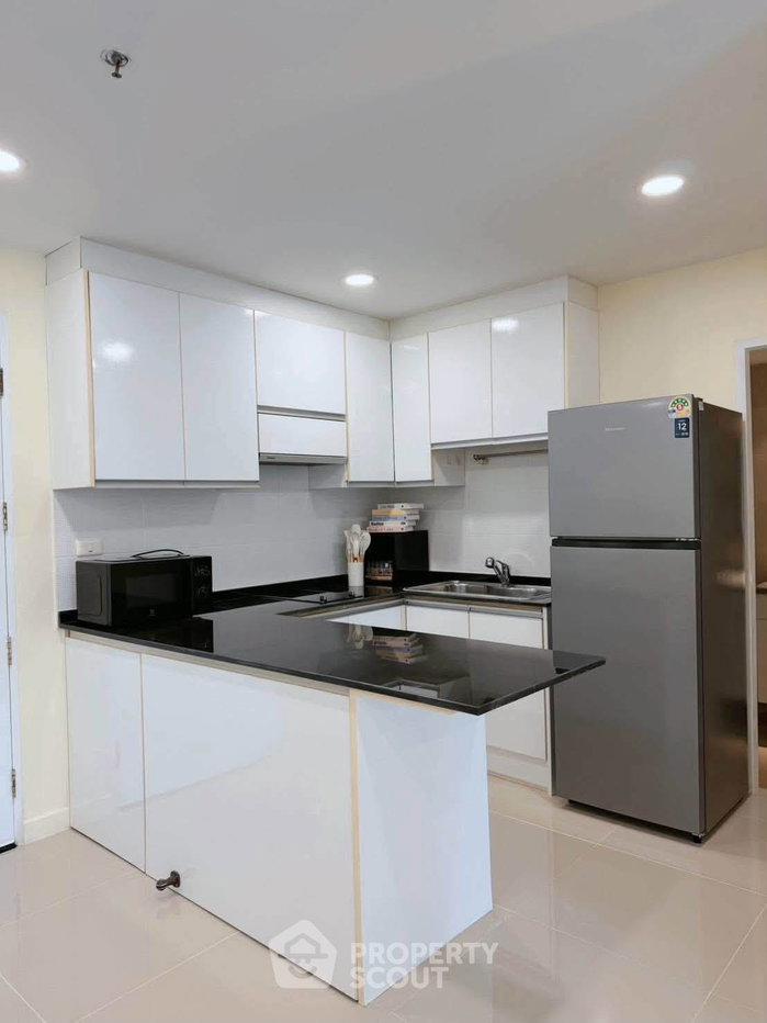 picture 2-BR At Serene Place Sukhumvit 24 Near BTS Phrom Phong (ID 3206568) - 5/7