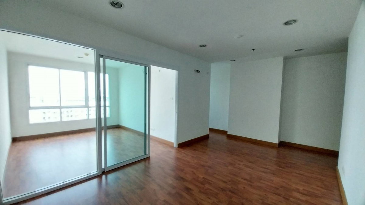 🔥 Good-value condo for sale at Bangkok Horizon Ramkhamhaeng | MRT Yaek Lam Sali 