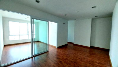 Condos for sale : 🔥 Good-value condo for sale at Bangkok Horizon Ramkhamhaeng | MRT Yaek Lam Sali 