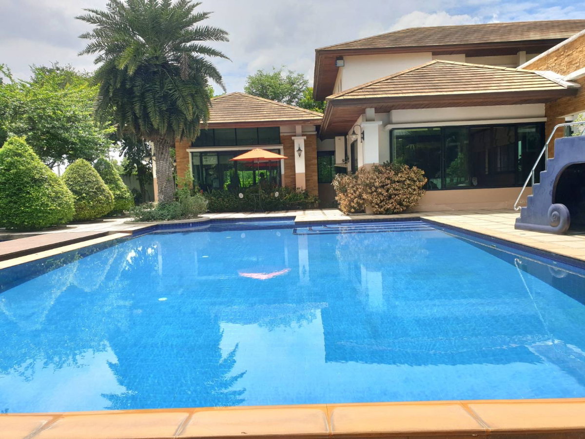 picture 🏡 Private Estate in Mueang Ake, Rangsit Looking for a large private estate with exceptional space and future potential? - 2/37
