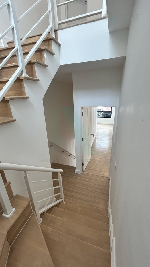 picture For Sell Town house SIX NATURE EKKACHAI 64/5 3-story 3 bedroom 3 bathroom - 7/8