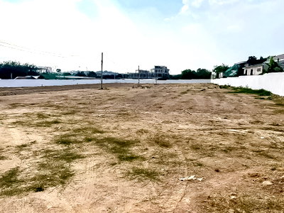Land for sale Toongklom-Taman Road : Land for Sale Thung Klom Tan Man Pattaya 4 Rai 42 Sq.wah