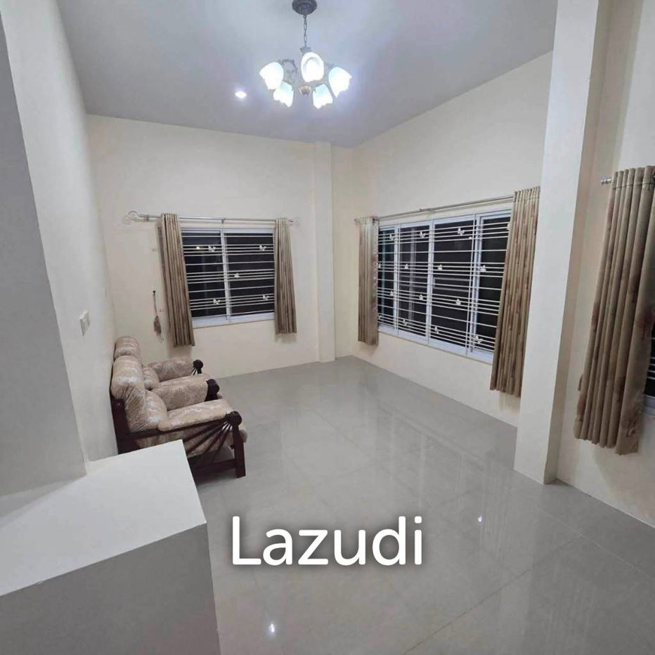 รูป บ้านมีเสน่ห์ 2 ห้องนอนพร้อมพื้นที่สวนส่วนตัว - รูปที่ 2/16