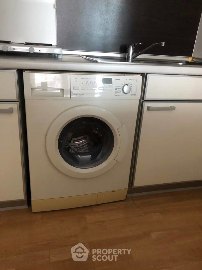 picture Spacious 1-BR 75 Sqm At Baan Sathorn Chaopraya Near BTS Krung Thon Buri (ID 3206813) - 10/19